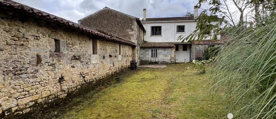 Maison de campagne 6 pièces de 130 m² à Foussais-Payré (85240)