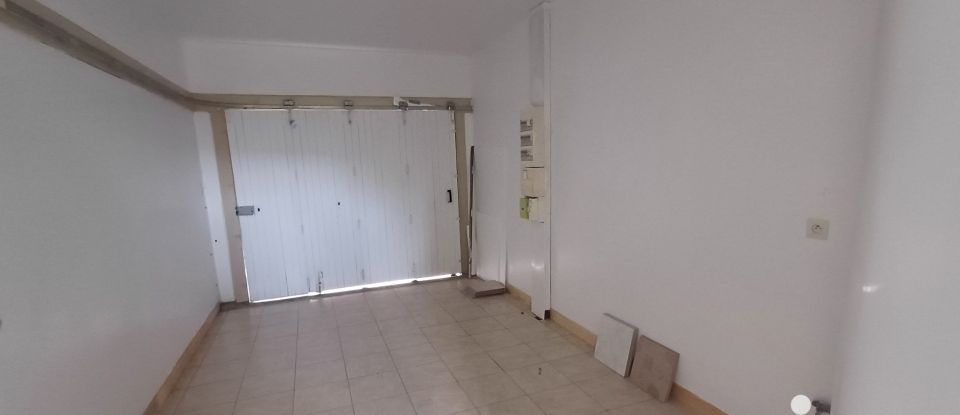 House 4 rooms of 80 m² in Lesparre-Médoc (33340)