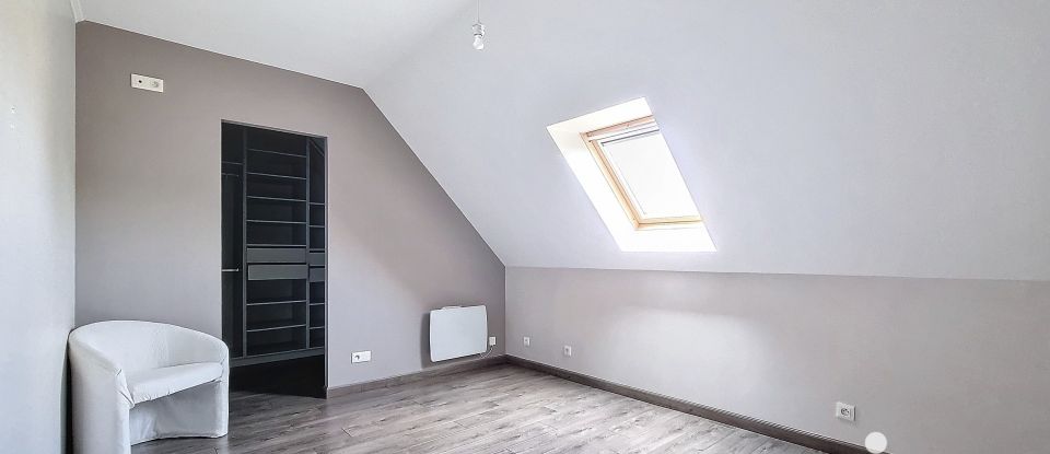 Maison 7 pièces de 129 m² à Paray-Vieille-Poste (91550)