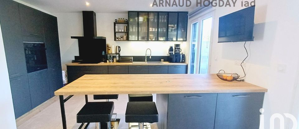 Maison 5 pièces de 120 m² à Longuenée-en-Anjou (49770)