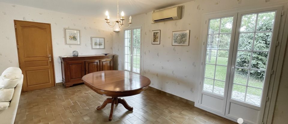 Maison traditionnelle 5 pièces de 93 m² à Cissac-Médoc (33250)