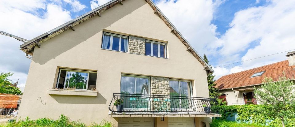 Maison 9 pièces de 210 m² à Sannois (95110)