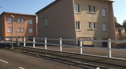 Building in Saint-Georges-sur-Baulche (89000) of 300 m²