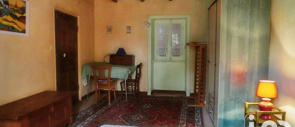 Traditional house 7 rooms of 123 m² in Kerlouan (29890)