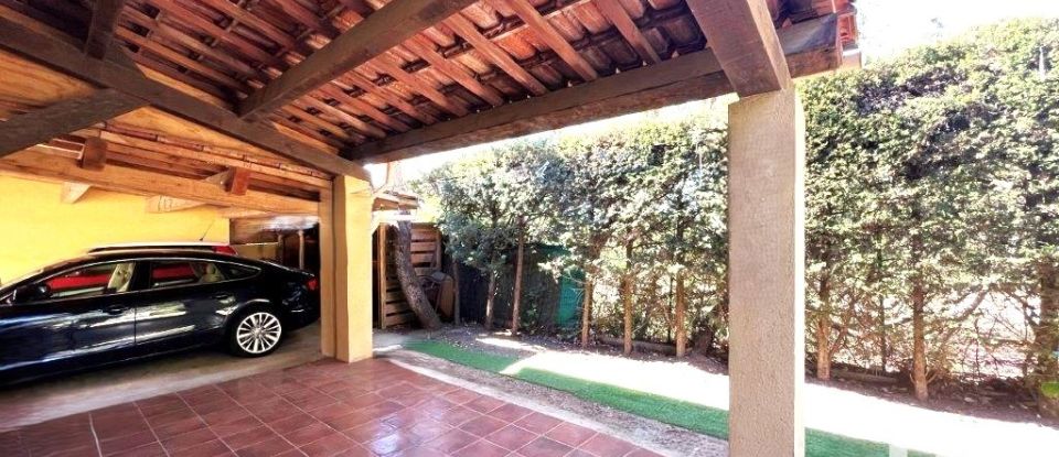 House 5 rooms of 154 m² in Fréjus (83370)