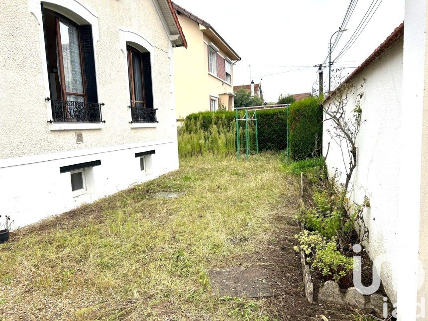 Traditional house 3 rooms of 58 m² in Saint-Maur-des-Fossés (94100)