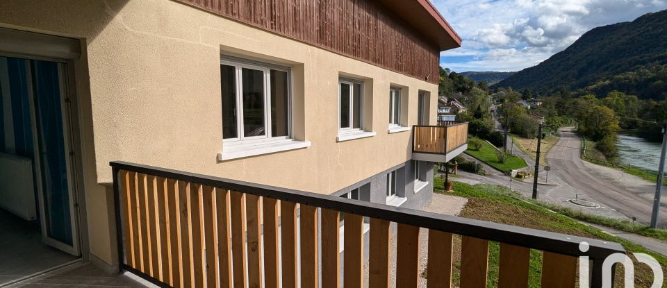 Maison 8 pièces de 174 m² à Vuillafans (25840)