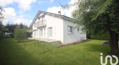 Traditional house 6 rooms of 132 m² in Oloron-Sainte-Marie (64400)