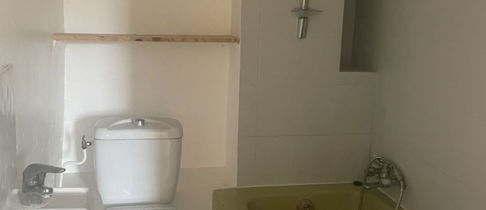 Maison 6 pièces de 160 m² à Nîmes (30000)