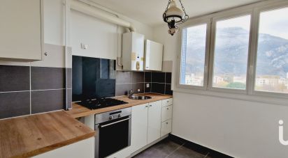 Apartment 4 rooms of 71 m² in Fontaine (38600)