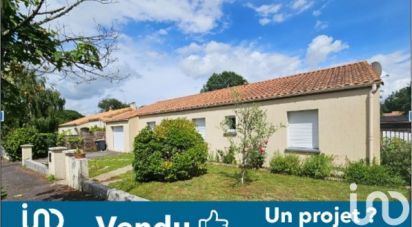 Traditional house 7 rooms of 116 m² in Vallet (44330)