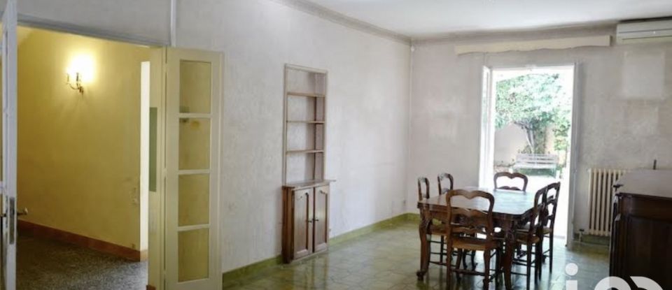 House 5 rooms of 151 m² in Avignon (84000)