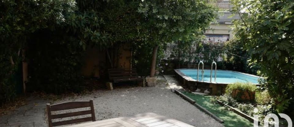 House 5 rooms of 151 m² in Avignon (84000)