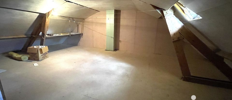 Maison 5 pièces de 91 m² à Bourbriac (22390)