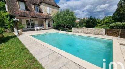 Maison traditionnelle 7 pièces de 230 m² à Bergerac (24100)