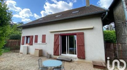 House 6 rooms of 156 m² in Rouilly-Saint-Loup (10800)