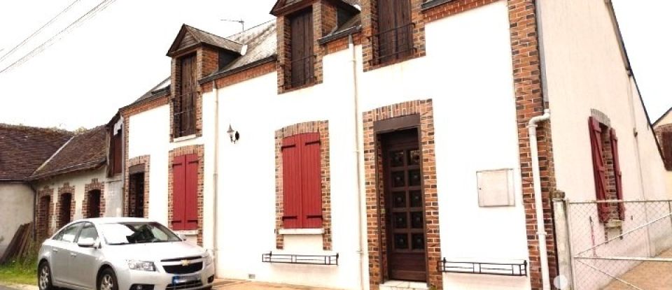 House 5 rooms of 141 m² in Cloyes-sur-le-Loir (28220)