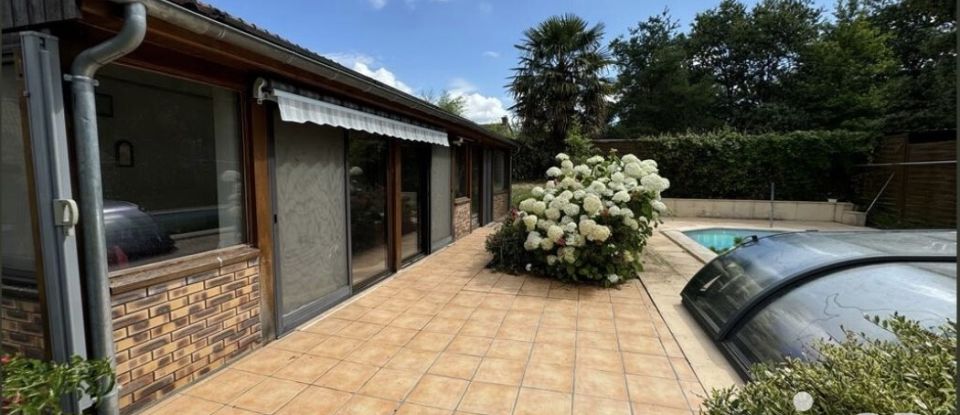 Maison 5 pièces de 92 m² à Fleury-sur-Loire (58240)