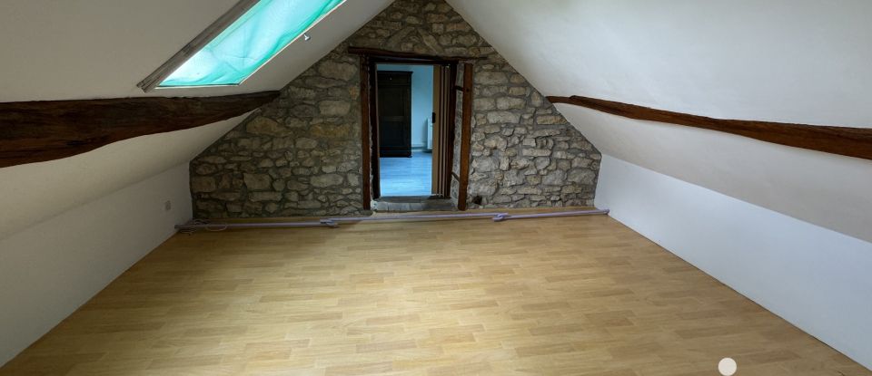 Maison 5 pièces de 92 m² à Fleury-sur-Loire (58240)