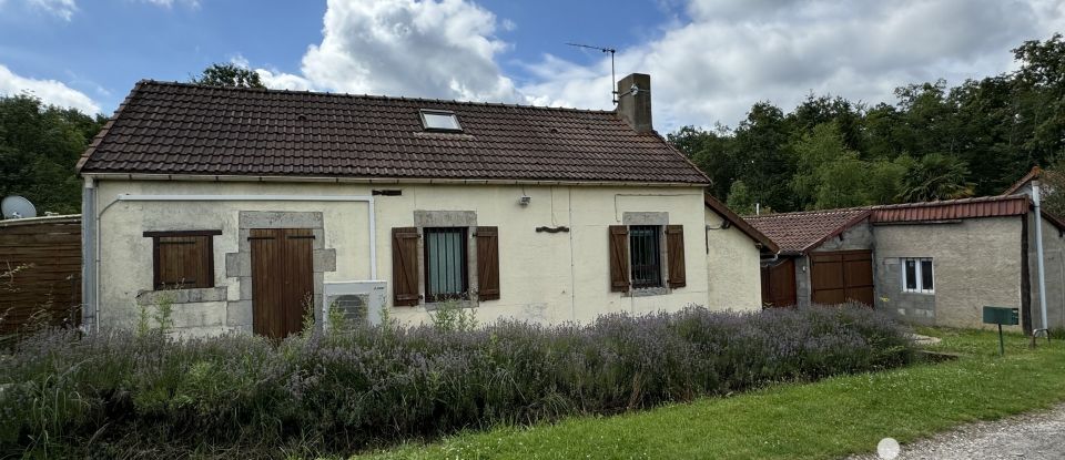 Maison 5 pièces de 92 m² à Fleury-sur-Loire (58240)