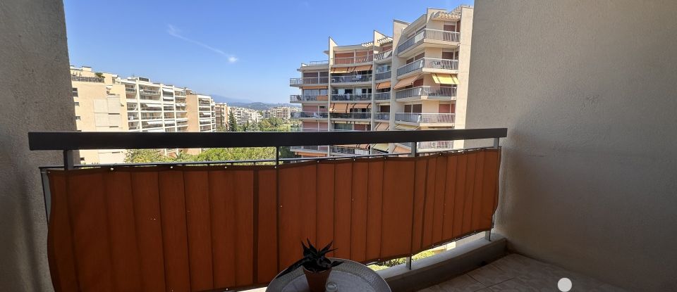 Apartment 2 rooms of 38 m² in Mandelieu-la-Napoule (06210)