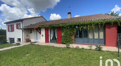 Traditional house 6 rooms of 130 m² in Neuville-de-Poitou (86170)