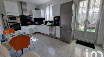 Town house 10 rooms of 235 m² in Bergerac (24100)