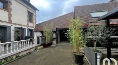 Town house 5 rooms of 167 m² in Saint-Étienne-du-Rouvray (76800)