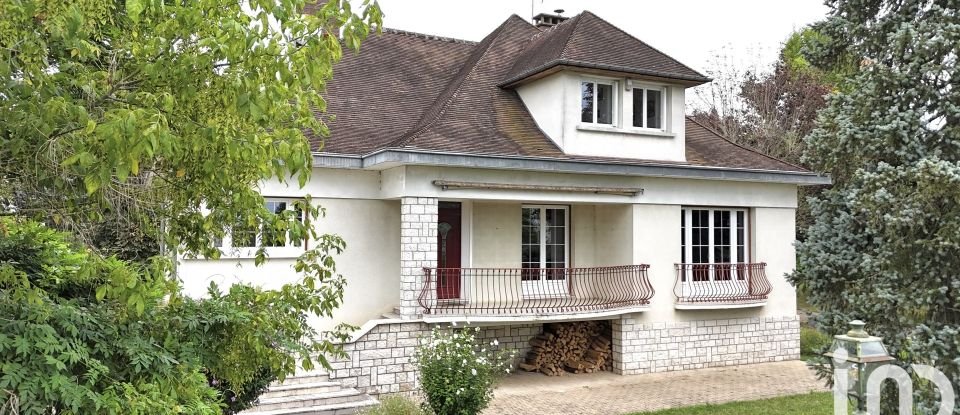 House 8 rooms of 302 m² in Saint-Dyé-sur-Loire (41500)