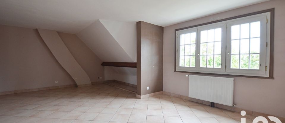 House 8 rooms of 219 m² in Argenteuil (95100)