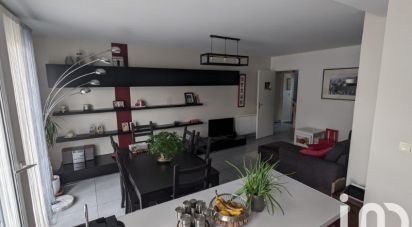 Appartement 3 pièces de 65 m² à Villeneuve-le-Roi (94290)