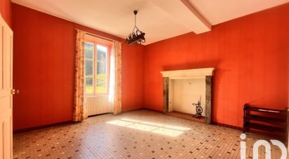 Demeure 9 pièces de 251 m² à Château-Gontier (53200)