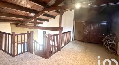 Traditional house 5 rooms of 200 m² in Basse-Goulaine (44115)