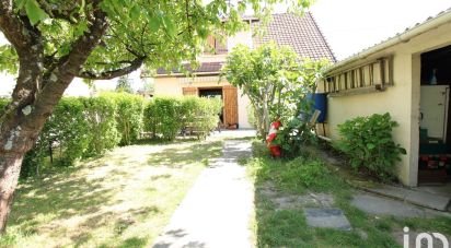 House 4 rooms of 94 m² in Mitry-Mory (77290)