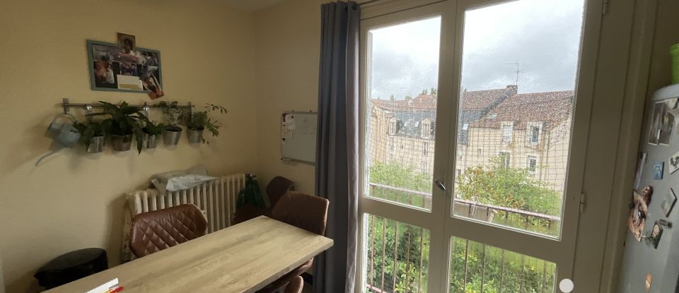 Appartement 3 pièces de 60 m² à Poitiers (86000)