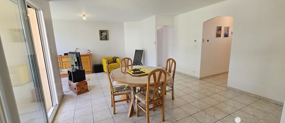 Maison 5 pièces de 90 m² à Rocheservière (85620)