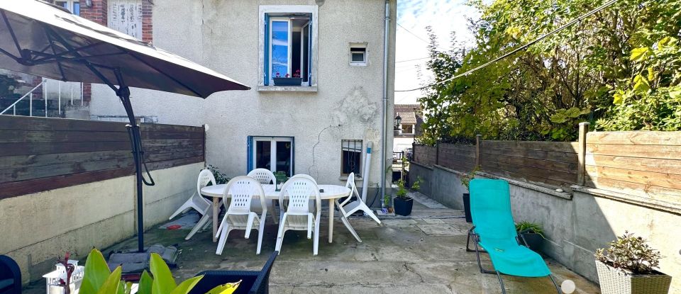 Maison 5 pièces de 85 m² à Myennes (58440)