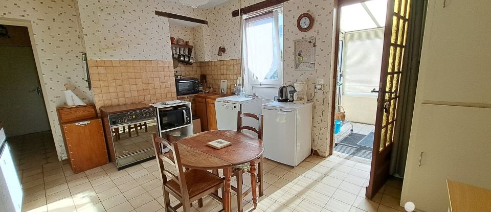 Maison 4 pièces de 94 m² à Yzeure (03400)