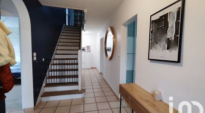 Maison 6 pièces de 160 m² à Sarry (51520)