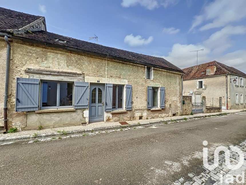 Village house 4 rooms of 72 m² in Maligny (89800)