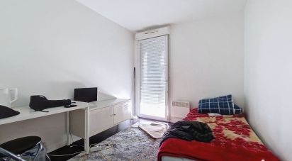 Appartement 4 pièces de 82 m² à Bordeaux (33800)