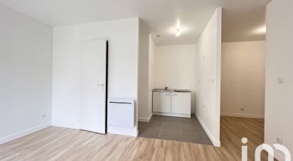 Studio 1 room of 28 m² in La Ferté-Alais (91590)