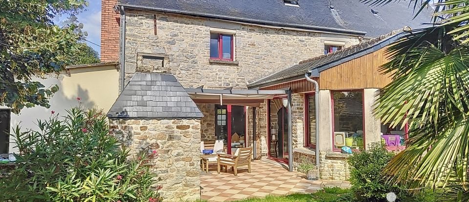 Maison traditionnelle 7 pièces de 141 m² à Val-d'Izé (35450)