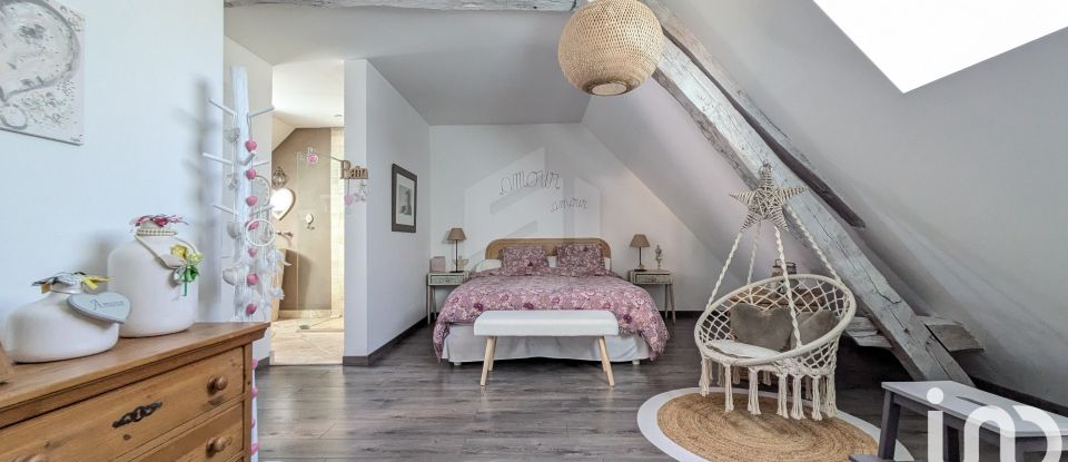 Maison 7 pièces de 360 m² à Gilly-lès-Cîteaux (21640)