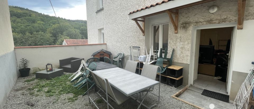 Immeuble de 291 m² à Saint-Sixte (42130)