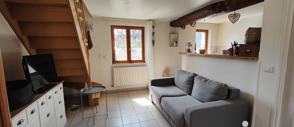 Duplex 2 rooms of 35 m² in Rosny-sous-Bois (93110)