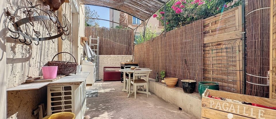 Appartement 2 pièces de 45 m² à Toulon (83200)