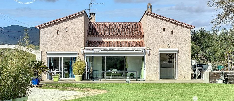 Maison 7 pièces de 160 m² à Hyères (83400)