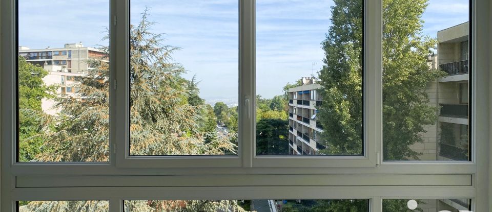 Appartement 5 pièces de 89 m² à La Celle-Saint-Cloud (78170)