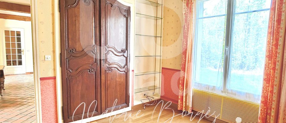 Traditional house 7 rooms of 160 m² in Rozay-en-Brie (77540)